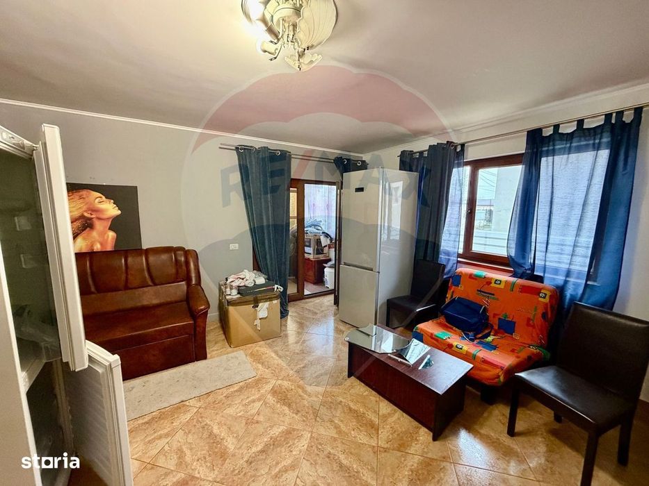 Casă / Vilă cu 4 camere de vânzare