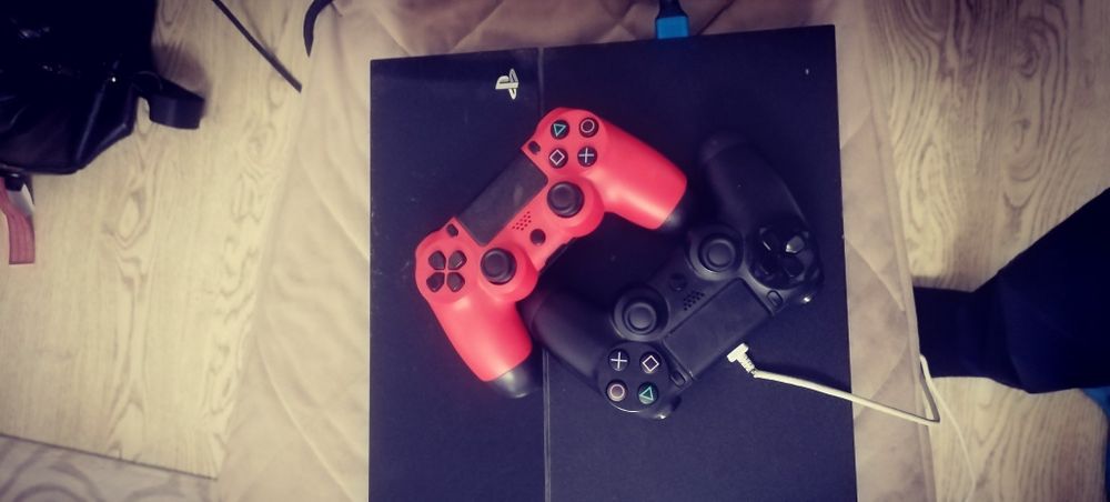 Ps 4 отличгый сост