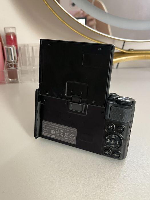 Фотокамера Canon PowerShot SX740 HS черный