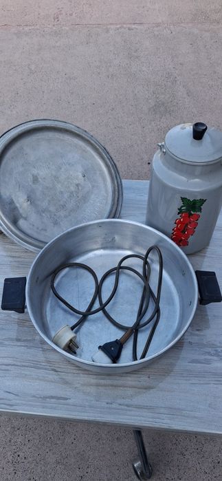 Казан,  сковорода, чудо печь.