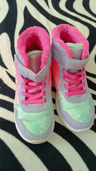 Зимни боти за момиче Skechers