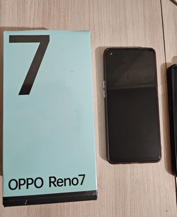Продам Oppo Reno 7