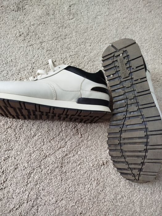 Adidași din piele. Nr.42. Rezistenti !