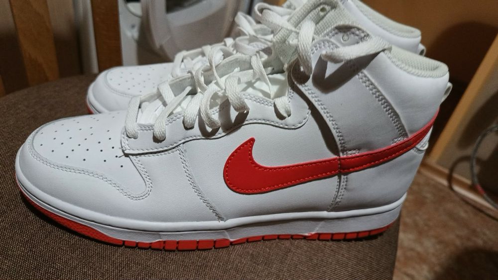 Nike Dunk High Retro