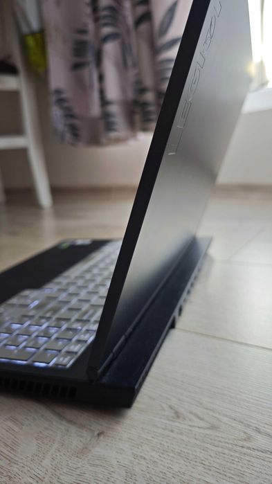 Геймърски лаптоп Lenovo Legion 5