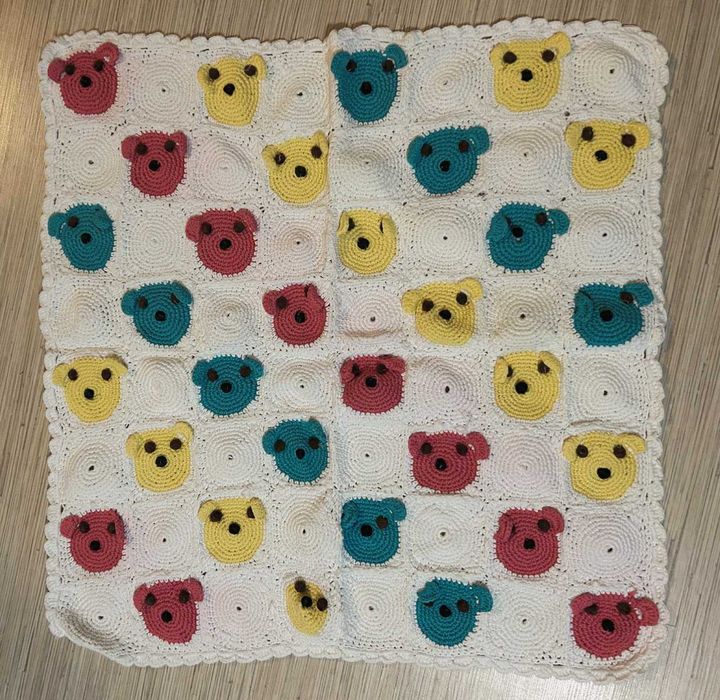 Плетено одеяло за бебе