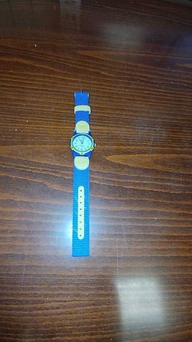 Детски часовник Q& Q - водоустойчив