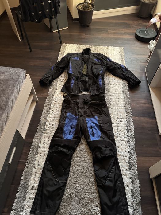 Яке и панталон за мотор