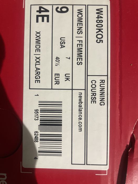 NEW BALANCE (оригинал). Новые, 40,5-й размер.
