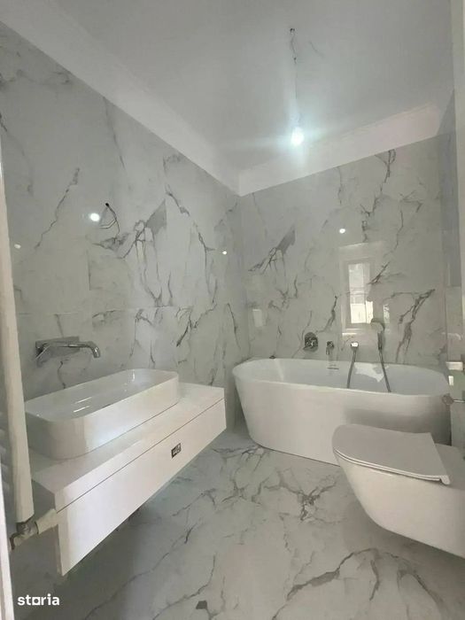 Unirii Ultracentral | Ap 4 camere | Finisaje Premium | 2 parcari |