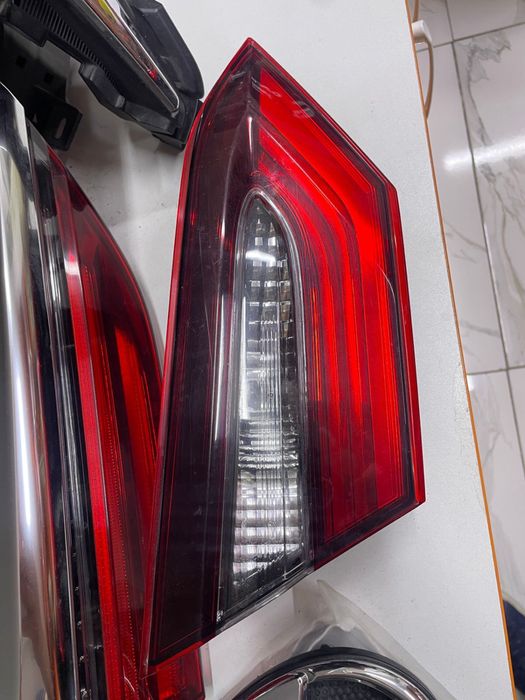 Фара от камри 75 задняя