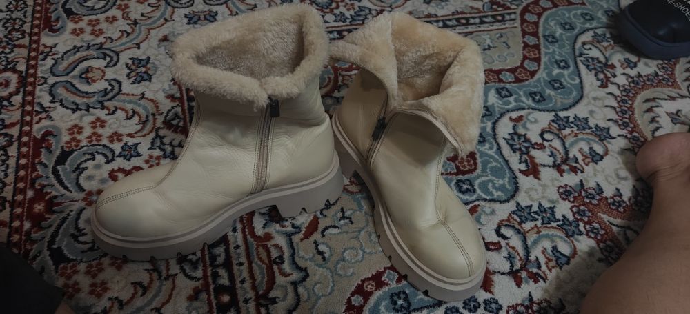 Продам женскую обувь