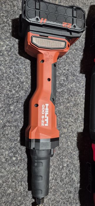Hilti foarfeca de tabla ,biax pe acumulatori