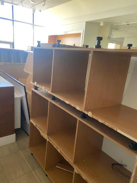 Отдам бесплатно шкафы