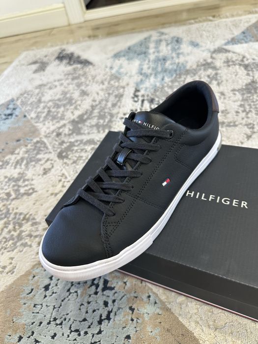 Продам Кеды Tommy Hilfiget