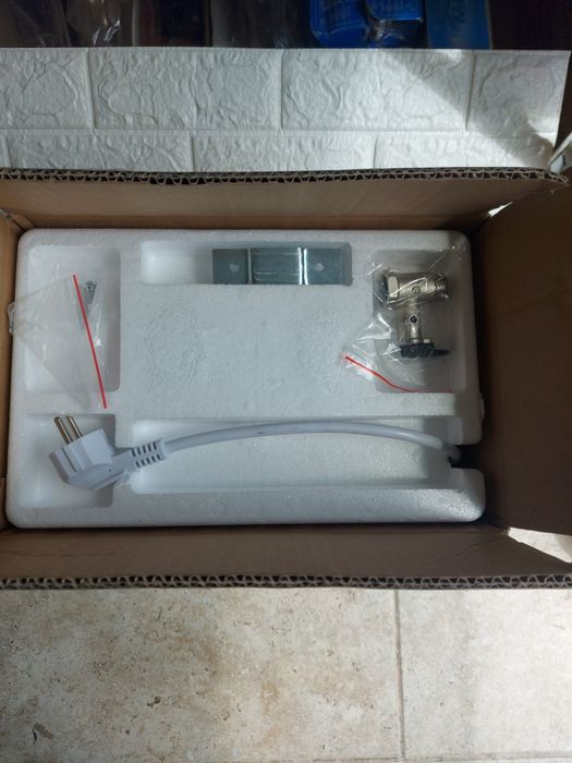 Смесител за топла вода Емона