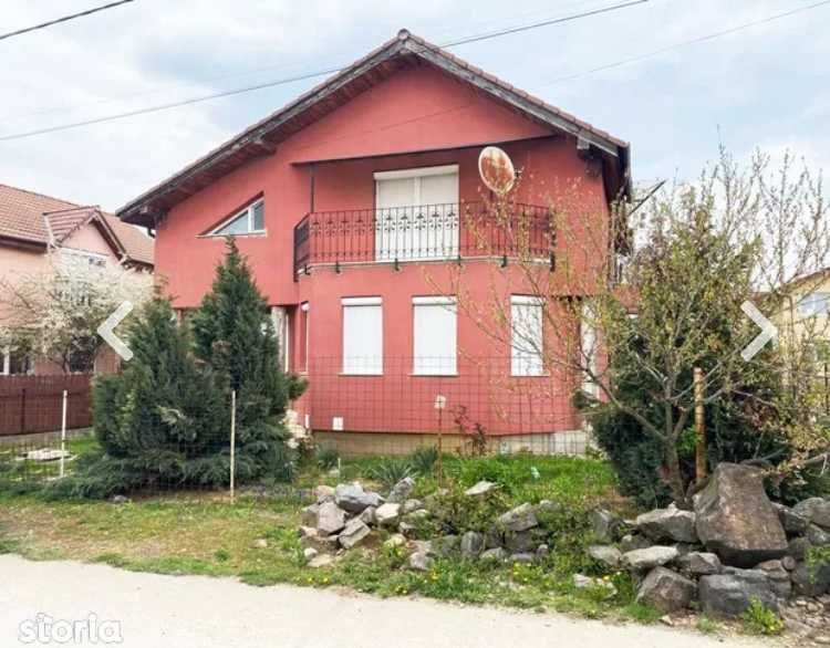 Casa de vinzare in Paleu