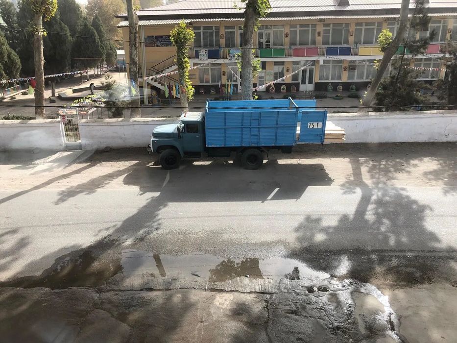 Зил 130 Срочно сотилади