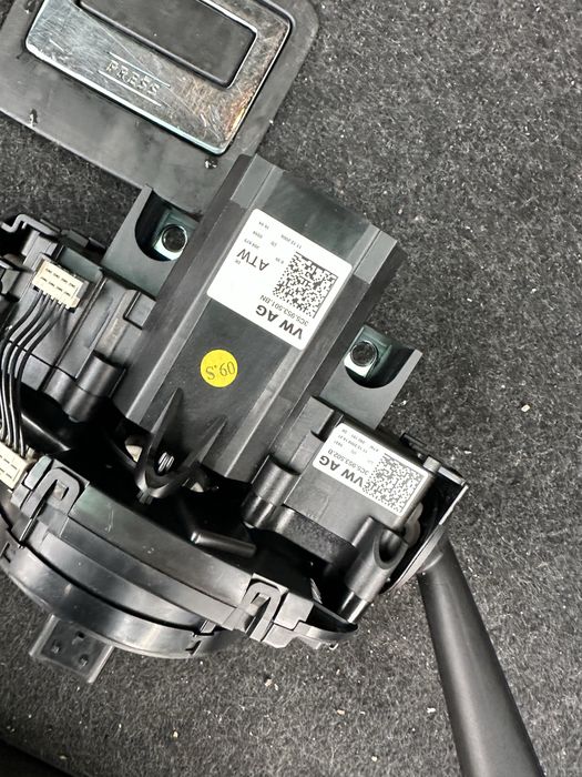 Модул за 12 бутона с ръчки за passat B6 за седан