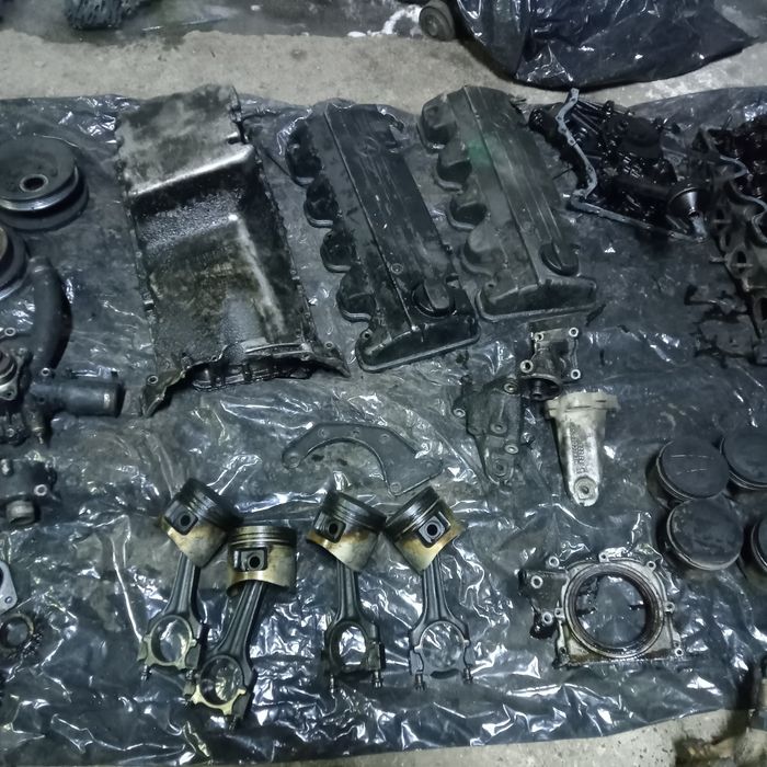 Продам запчасти на Мерседес