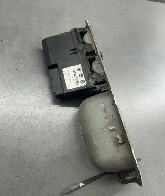 Butoane geam sofer Volkswagen VW Passat 2001