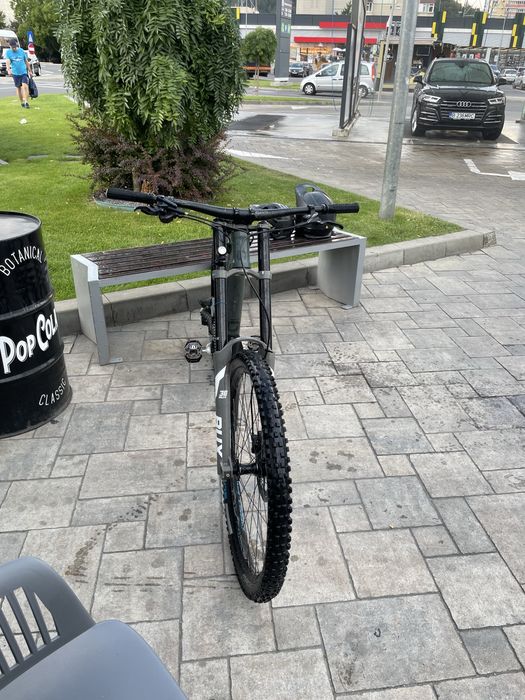 vand bicicleta full suspension commencal supreme dh v4 2022