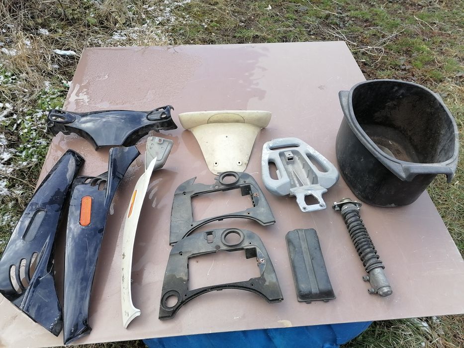 Веспа 50 2т и 50 4т на части