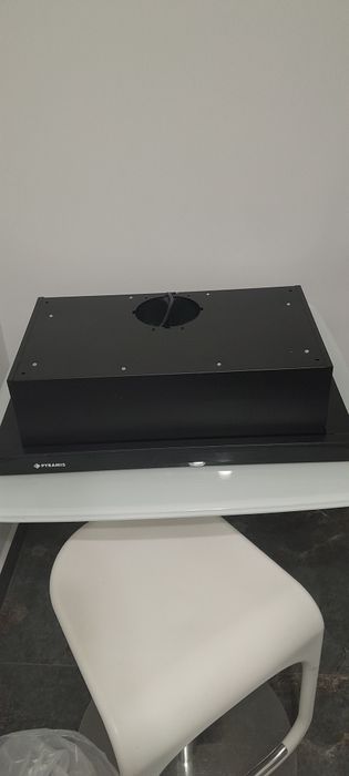 Hota de vânzare PYRAMIS