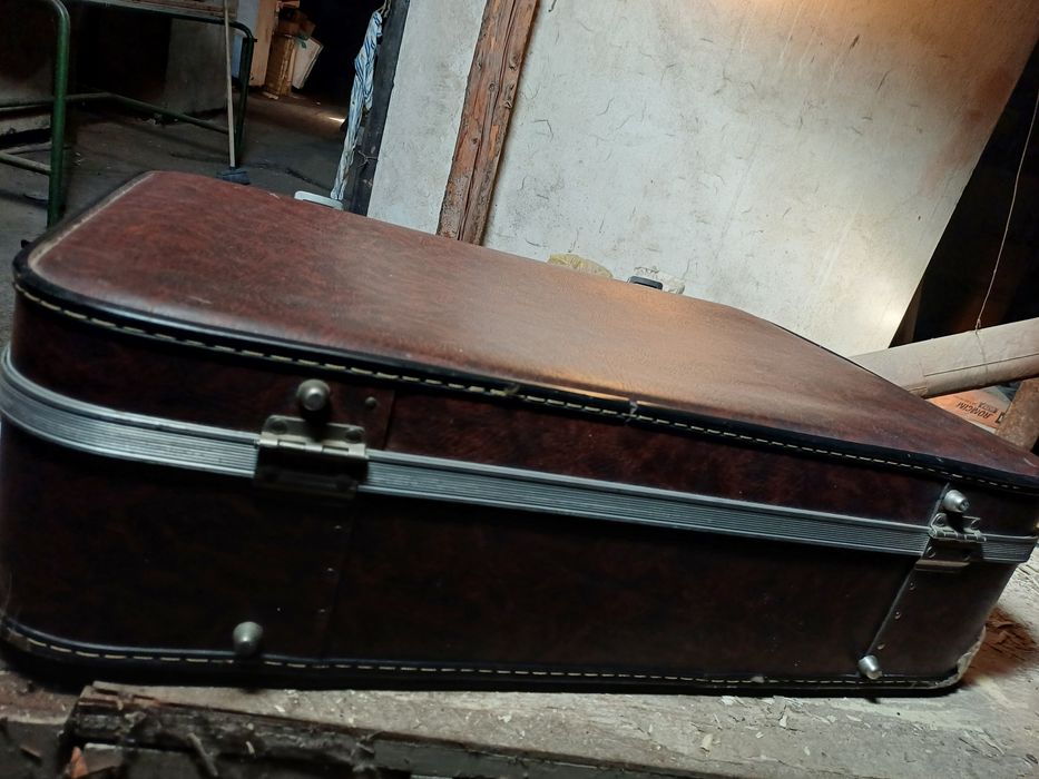 Geamantan vechi-1980- aproape nou.