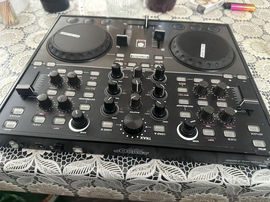Пулт за  Dj reloop