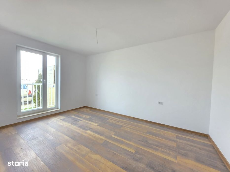 Apartament cu 3 camere 67mp, parcare, Sanpetru