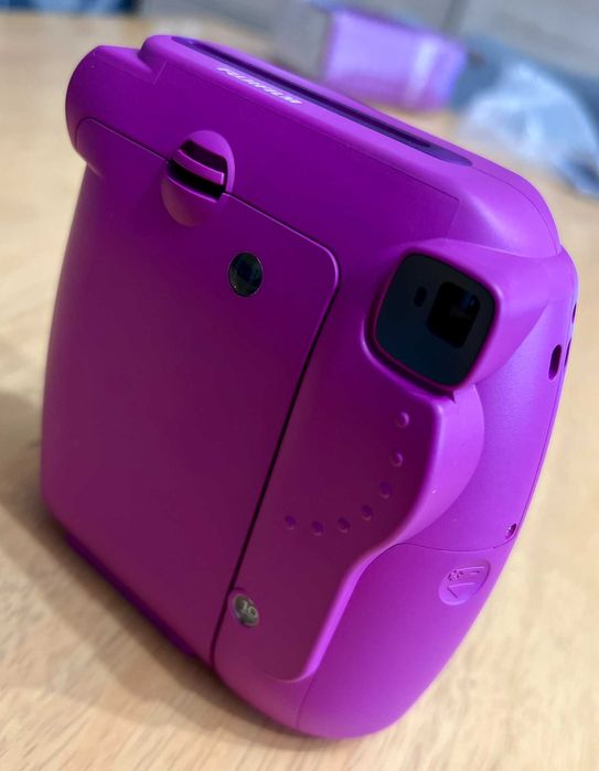Aparat foto Fujifilm Instax Mini 9 – Fotografii instant și distracție!