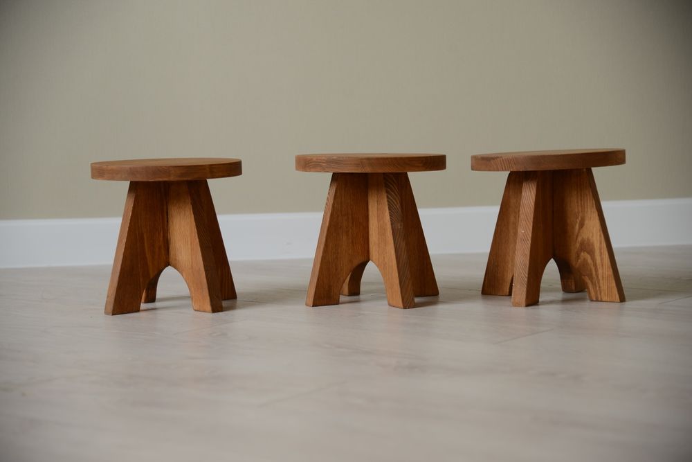 Стульчик маленький табурет