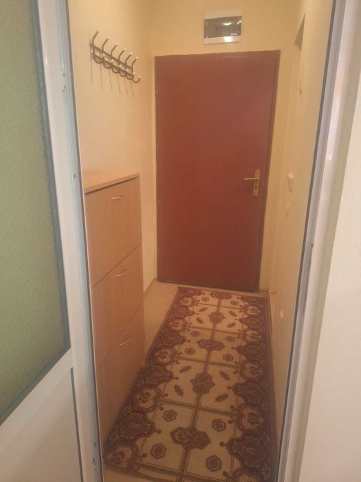 Дава под наем боксониера