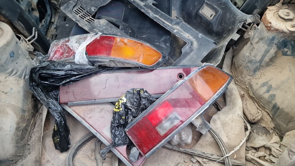 Мазда 323 на запчасть