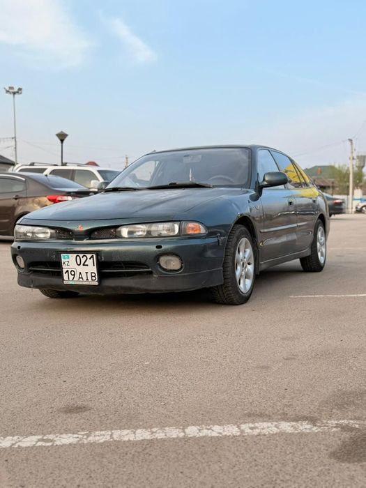 Mitsubishi Galant
