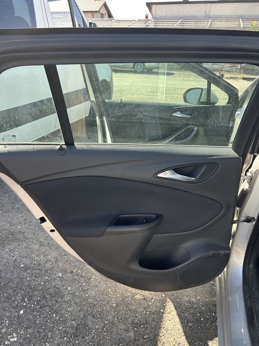 Dezmembrez Opel Astra K 2016