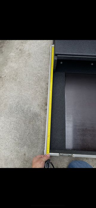 Vand Case pentru mixer  mai mare ,cu factura !