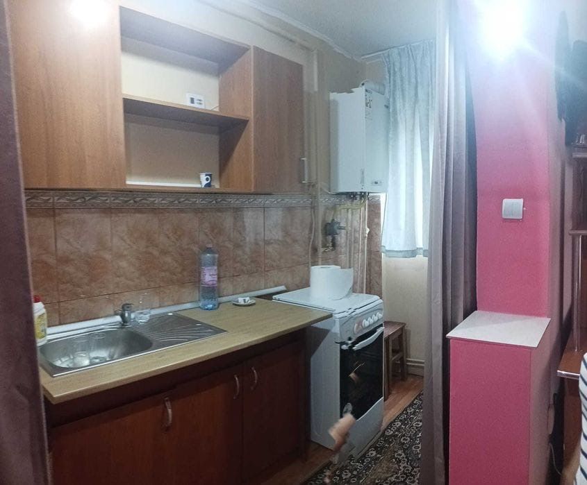 garsoniera de inchiriat