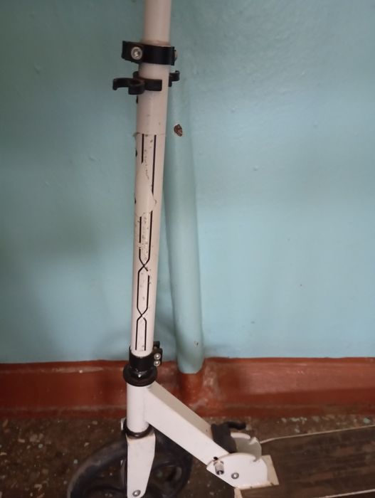 Продаю самокат в хорошем состояни