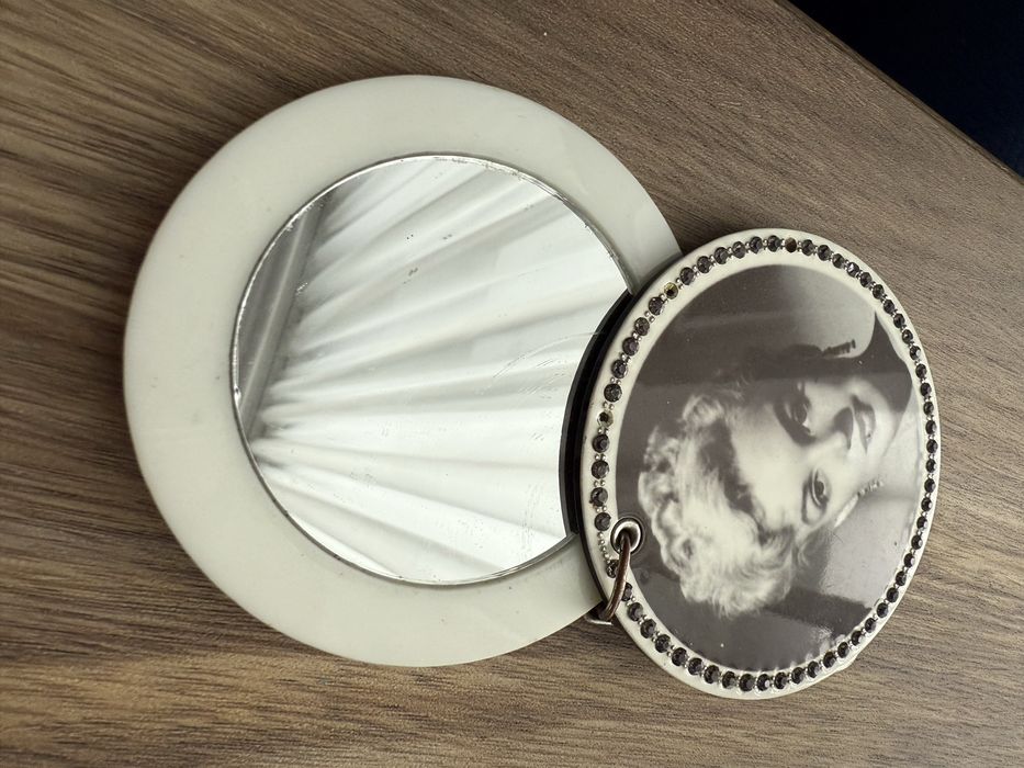 Зеркало карманное Мерилин Монро