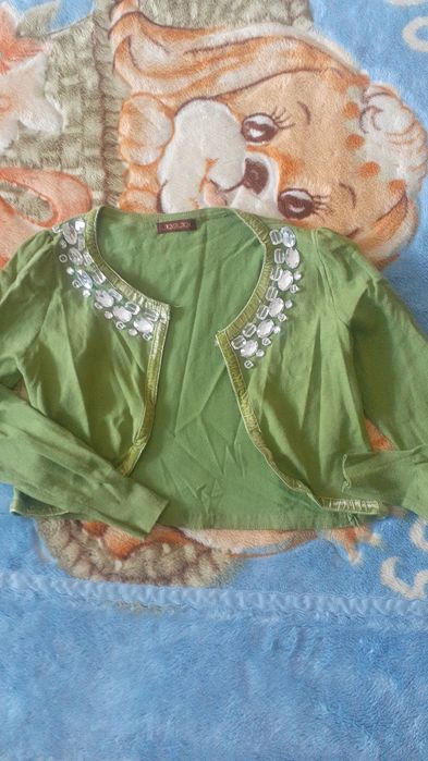 Отдам даром вещи женские