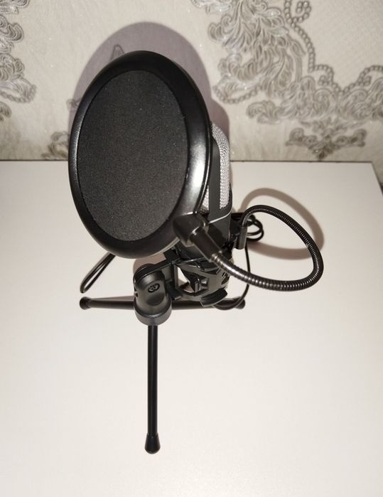 Микрофон SF-666R