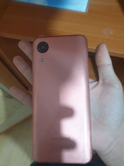 Продам самсунг .