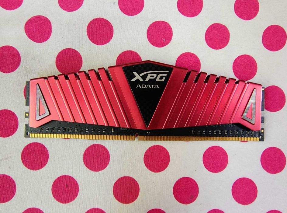 Memorie Ram ADATA XPG Z1 Red, 8GB DDR4, 2400MHz, CL16.