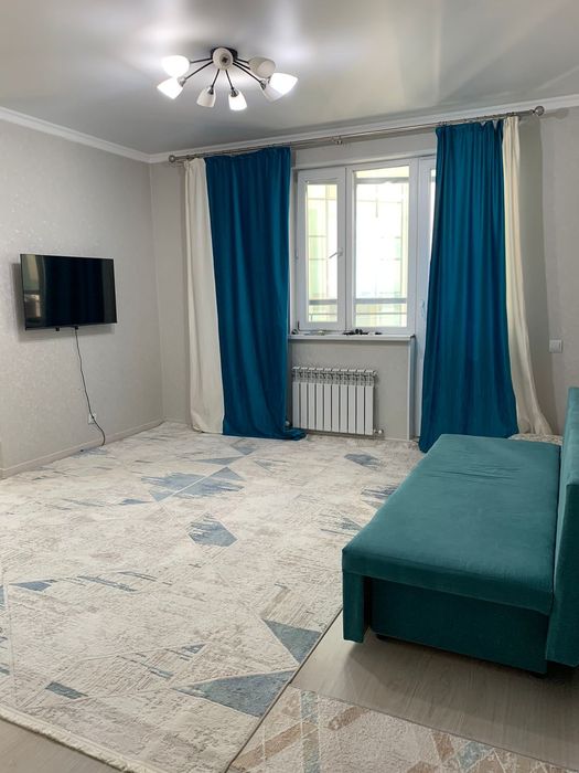 Сдам 2х комн квартиру