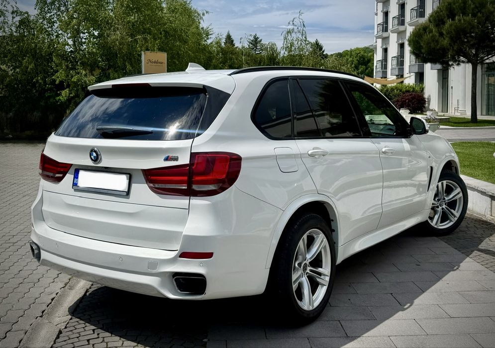 BMW X5 3.0d M Pack Full ! Softclose/Full Led/Harman/Pano,Etc!