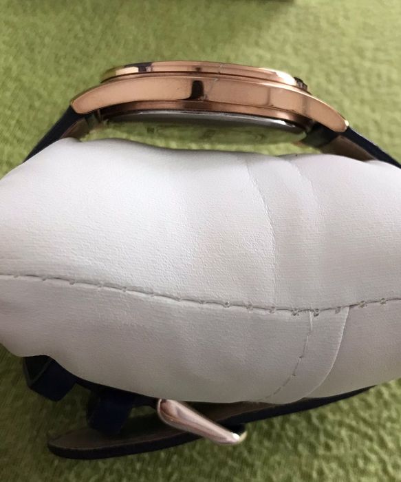 Часовник CASIO Sheen