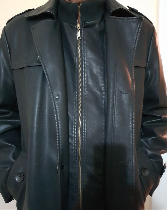 Продается новый  мужской плащ-пальто из натуральной кожи.