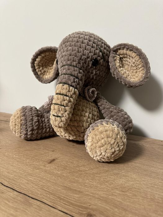 Уникални ръчно плетени плюшени играчки